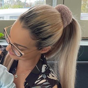 Meet your Posher, Vesna